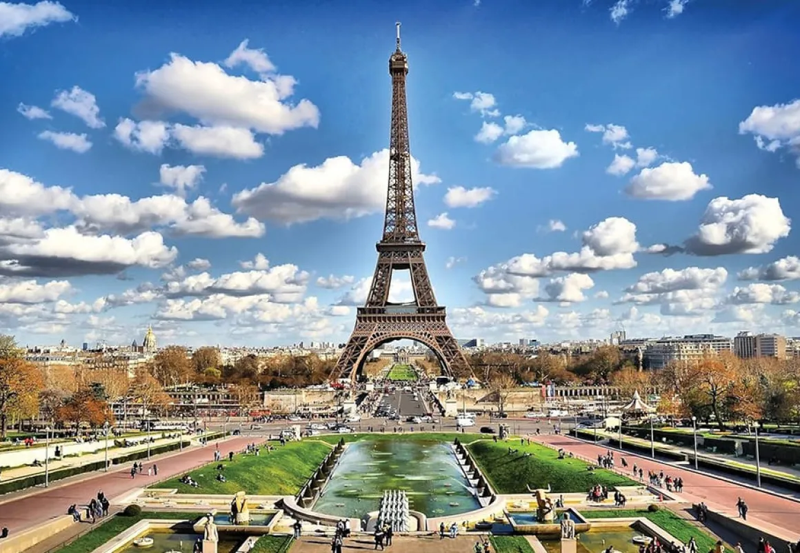 Cheatwell – The World’s Smallest – Eiffel Tower 1000 Piece Puzzle