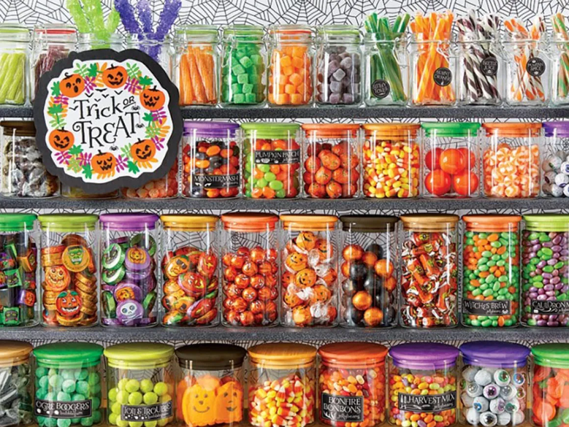 Cobble Hill – Trick or Treat 1000 Piece Puzzle