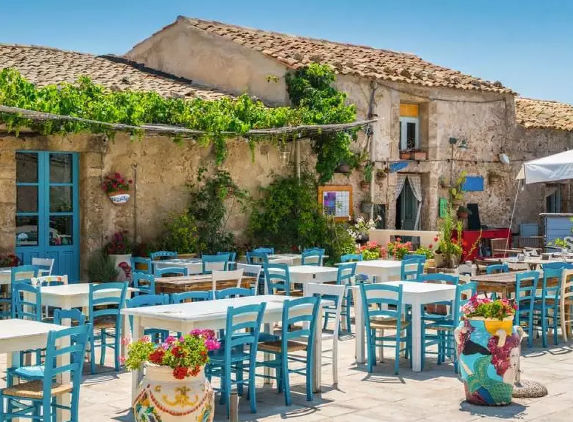 Ravensburger – Enchanting Marzamemi, Sicily 500 Piece Puzzle